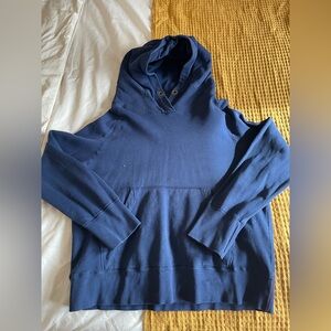 VICTOR ATHLETIC WEAR Pullover Hoodie